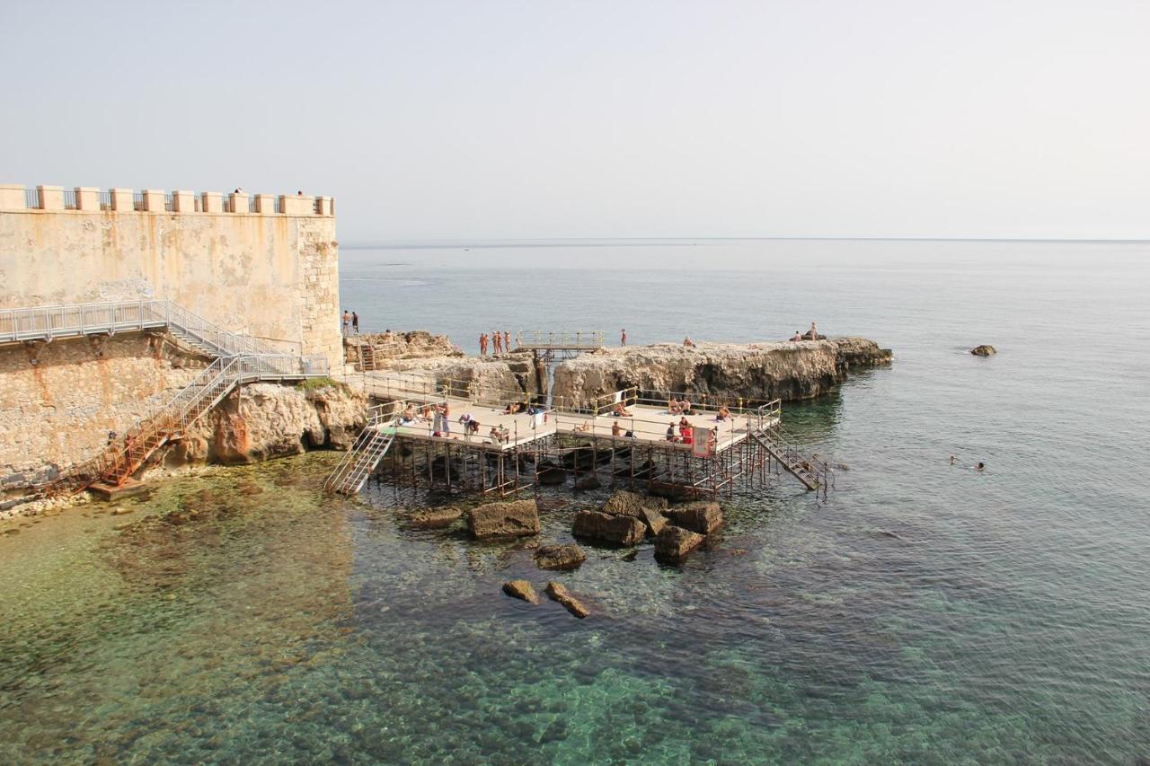 La Gemma Di Ortigia Bed and Breakfast Syrakusa Exteriör bild